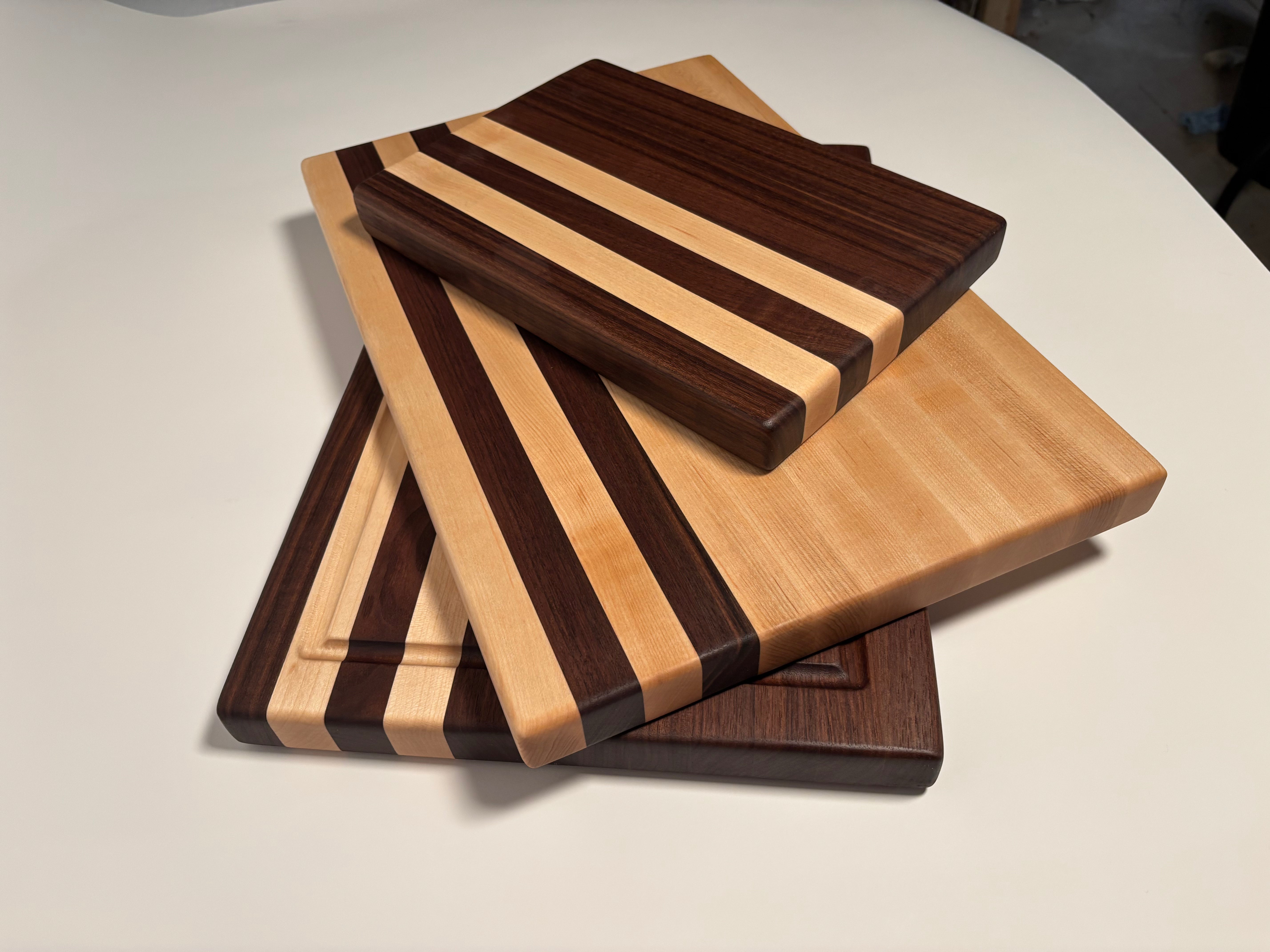 The Oriole Cutting Board